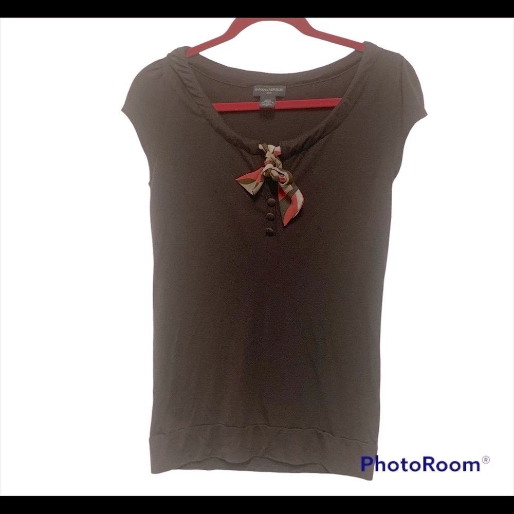 BANANA REPUBLIC Women’s Brown Top with built in Scarf.